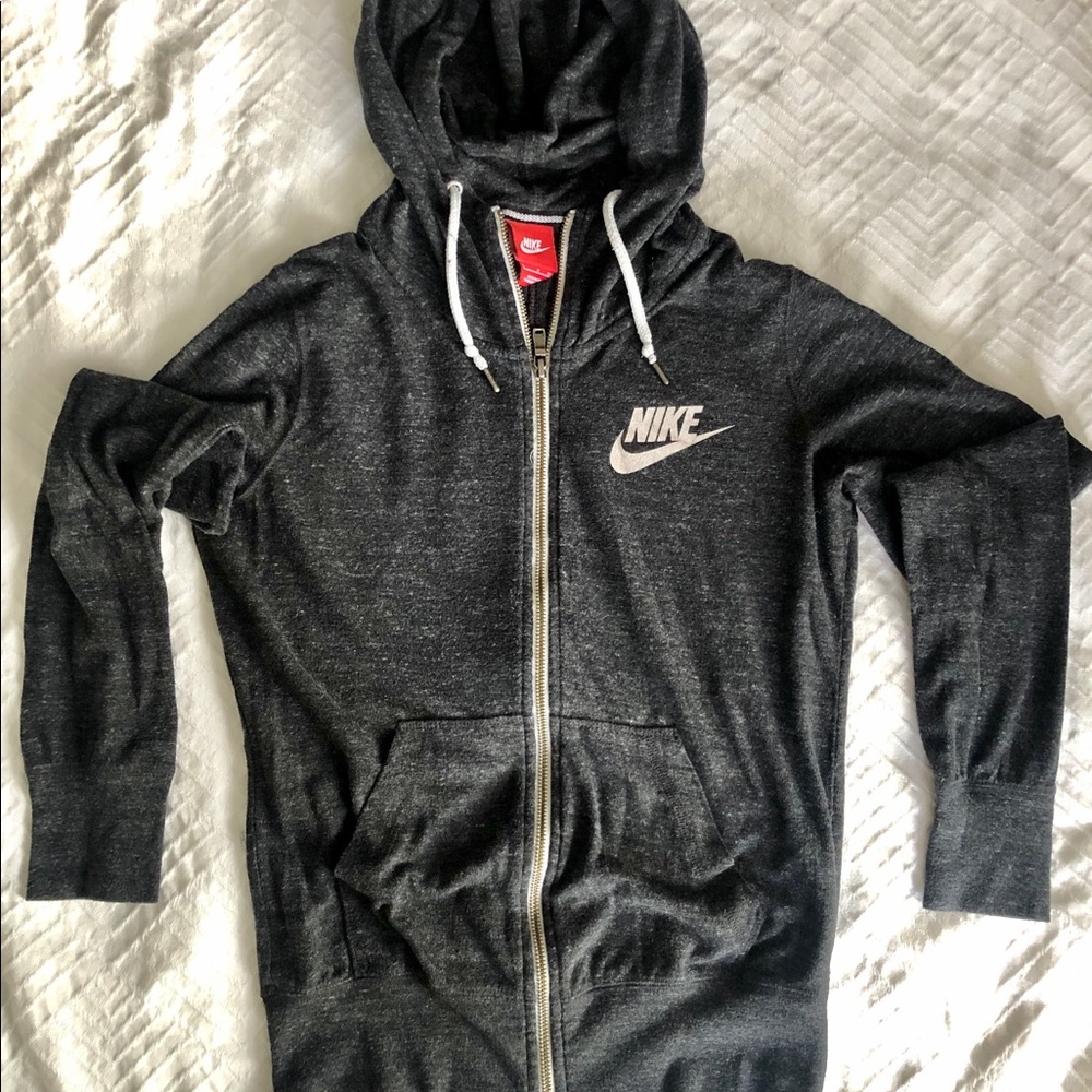 Nike gray sweater (Small)
